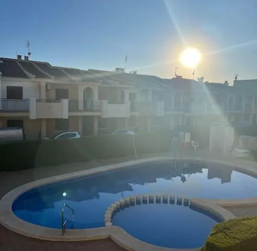 Club Salino 18 * 托雷维耶哈